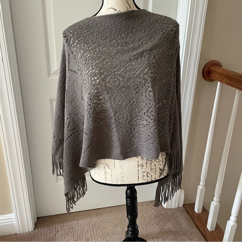 NWT Poncho 
